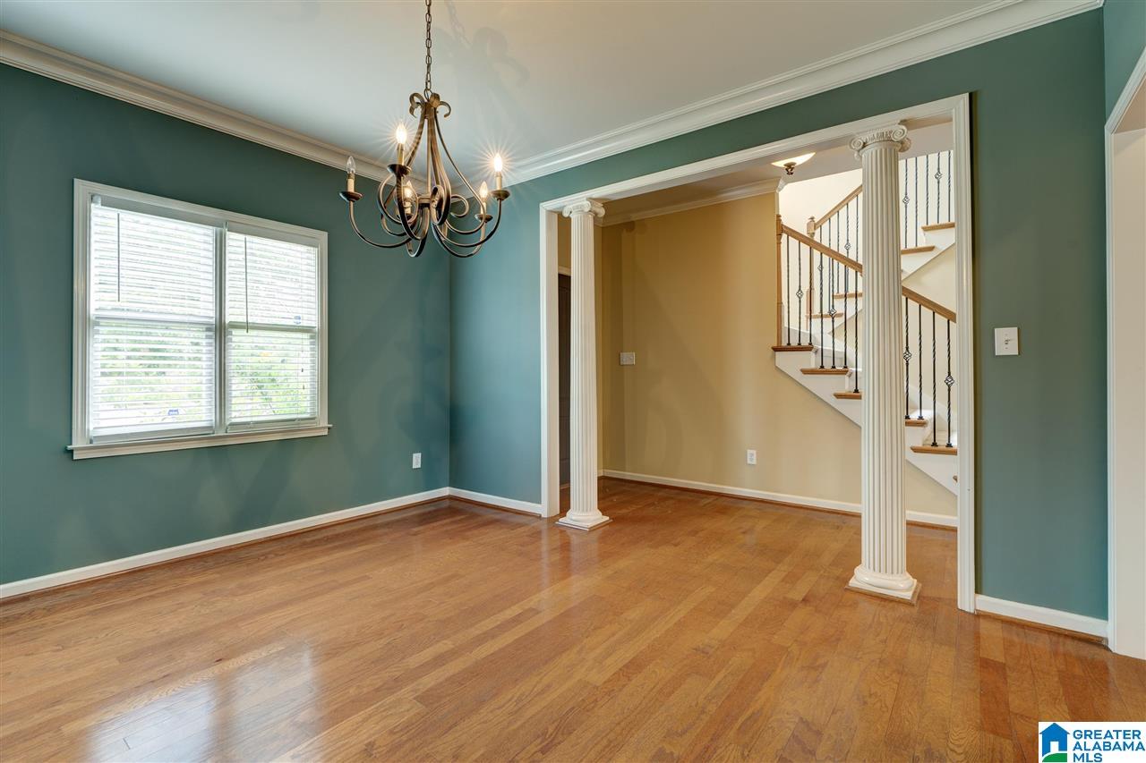 5253 Creekside Loop Birmingham, AL 35244 - Photo 3 of 31