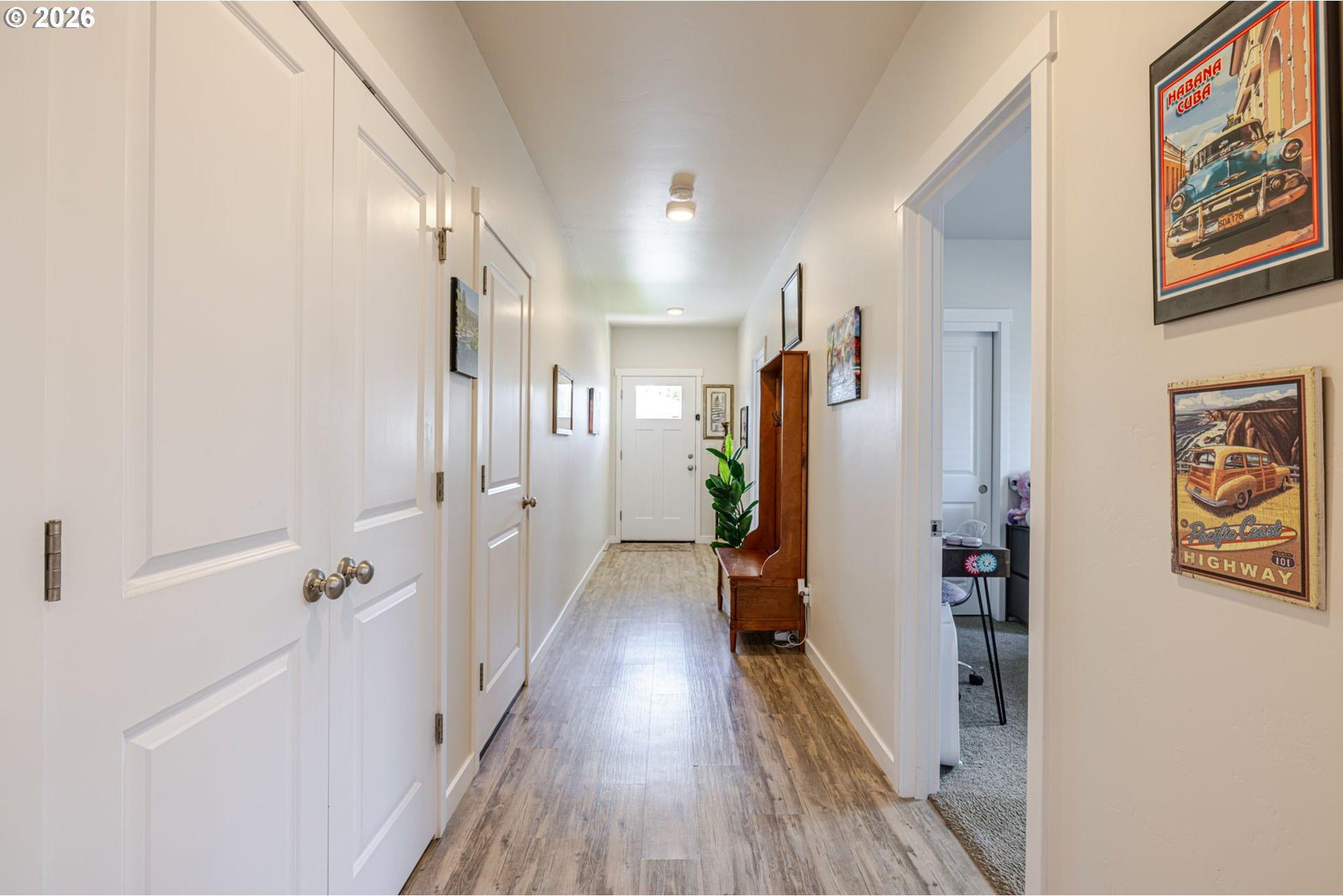 16424 Bassett Road La Pine, OR 97739 - Photo 5 of 31 Gallery Image 5