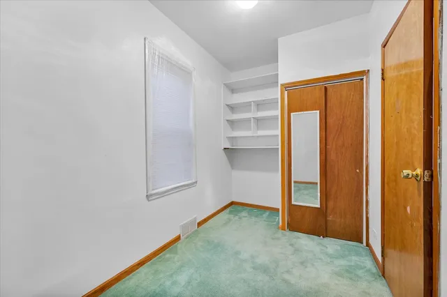 $325,000 | 3338 South Bell Avenue, Chicago, IL 60608