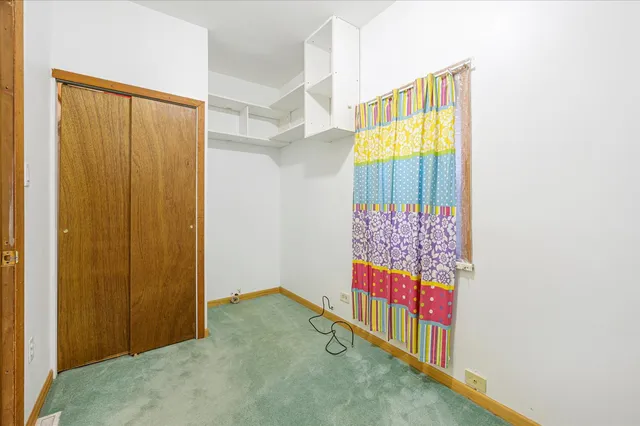 $325,000 | 3338 South Bell Avenue, Chicago, IL 60608