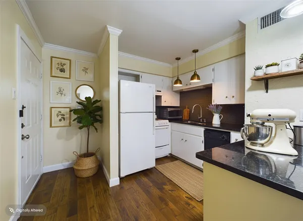 $1,200 | 803 West 28th Street, Unit 206, Austin, TX 78705