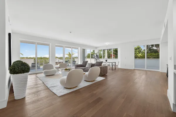 $2,995,000 | 1 South Coastal Way, Unit 201, Jupiter, FL 33477
