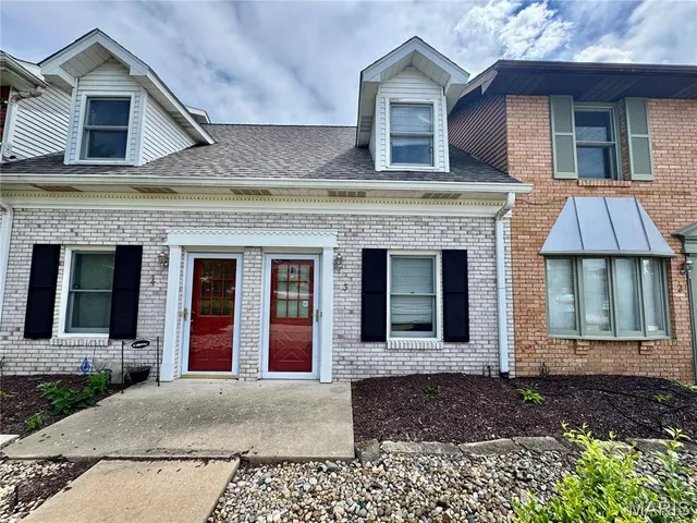 $1,450 | 110 Ginger Creek Parkway, Unit 3, Glen Carbon, IL 62034