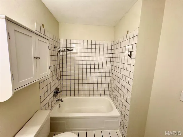 $1,450 | 110 Ginger Creek Parkway, Unit 3, Glen Carbon, IL 62034