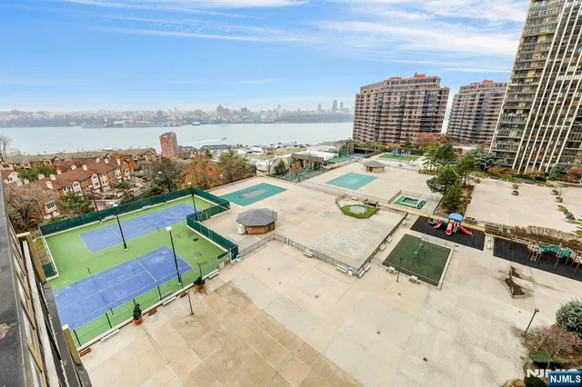 $758,000 | 300 Winston Drive, Unit 910, Cliffside Park, NJ 07010