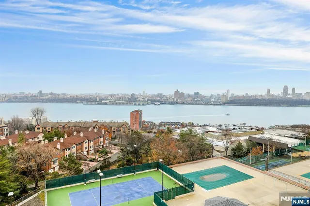 $758,000 | 300 Winston Drive, Unit 910, Cliffside Park, NJ 07010