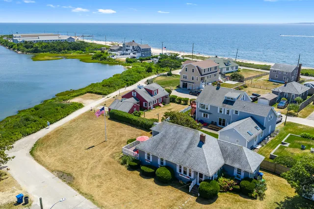 $2,400,000 | 27 Sycamore Street, East Falmouth, MA 02536