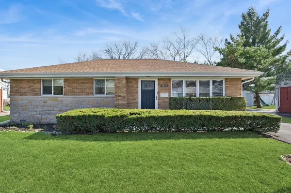 $499,000 | 7441 Lake Street, Morton Grove, IL 60053