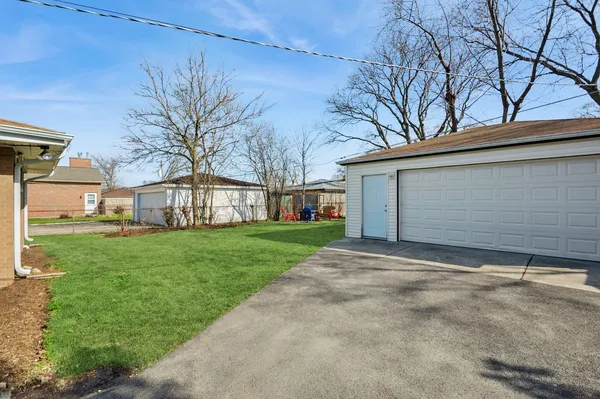$499,000 | 7441 Lake Street, Morton Grove, IL 60053