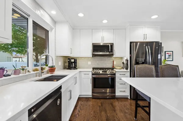 $499,000 | 7441 Lake Street, Morton Grove, IL 60053