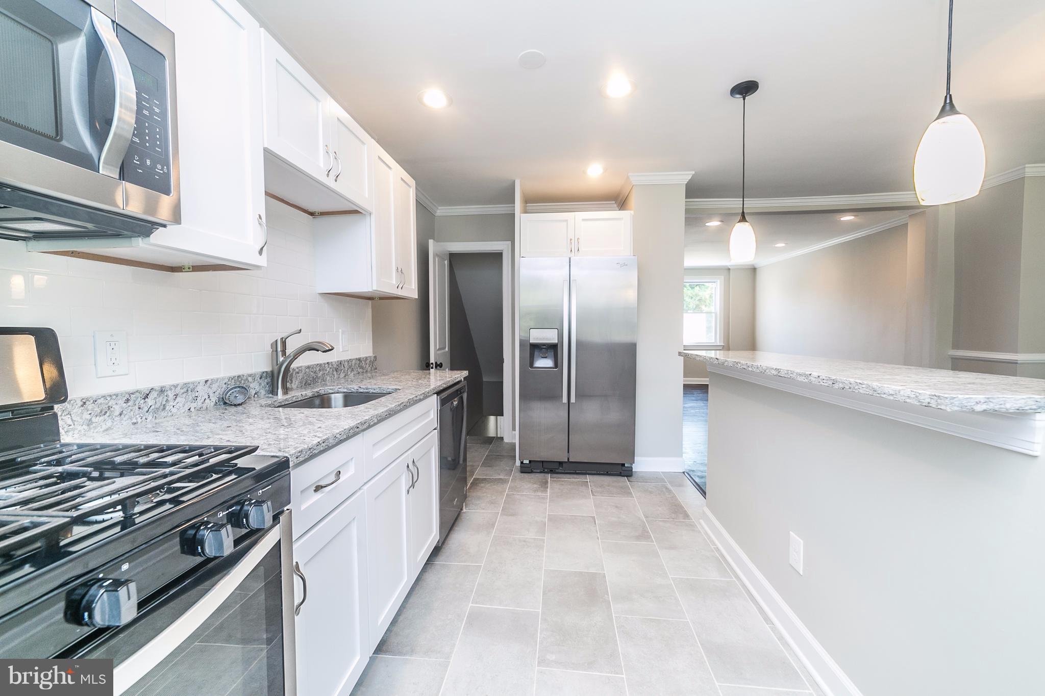 4246 Flowerton Road Baltimore, MD 21229 - Photo 12 of 30 Kitchen