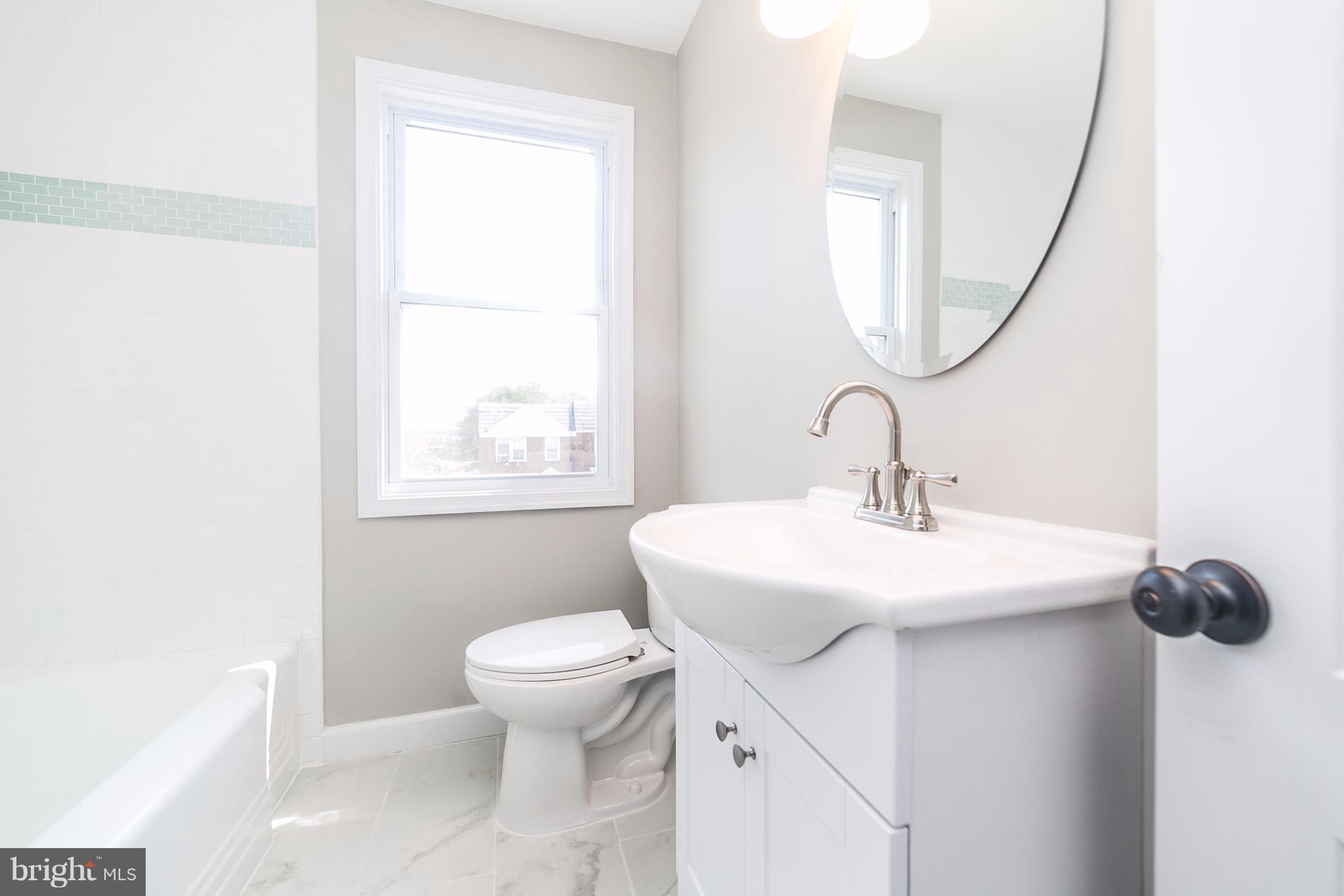 4246 Flowerton Road Baltimore, MD 21229 - Photo 21 of 30 Bath