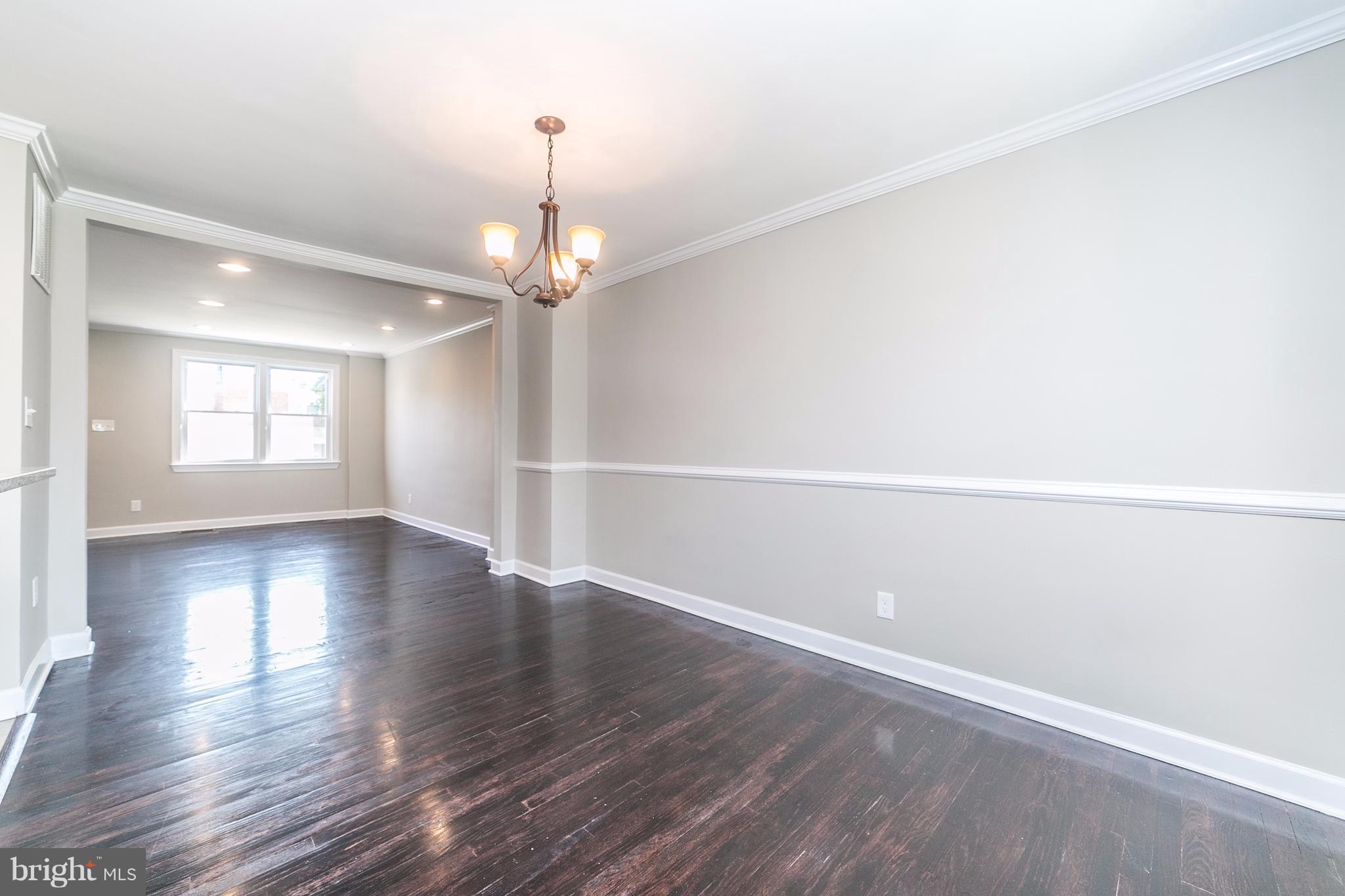 4246 Flowerton Road Baltimore, MD 21229 - Photo 7 of 30 Dining Room