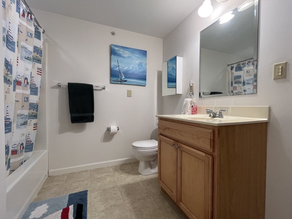 18 West Road, Unit 309 Orleans, MA 02653 - Photo 11 of 12