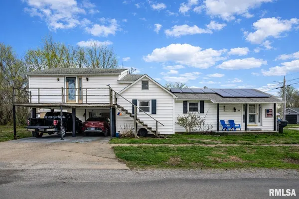 $199,900 | 500 Kramer Street, Carterville, IL 62918