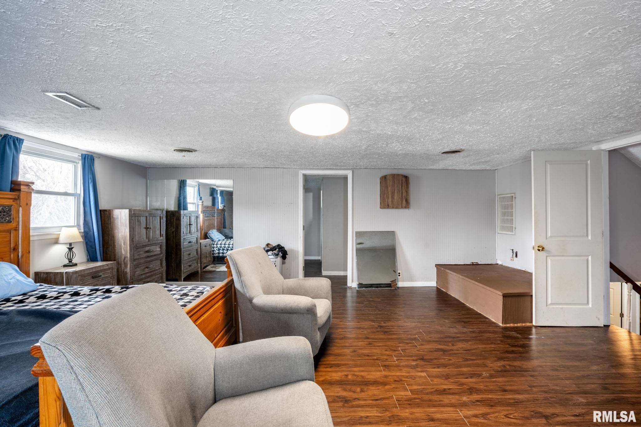 500 Kramer Street Carterville, IL 62918 - Photo 11 of 28