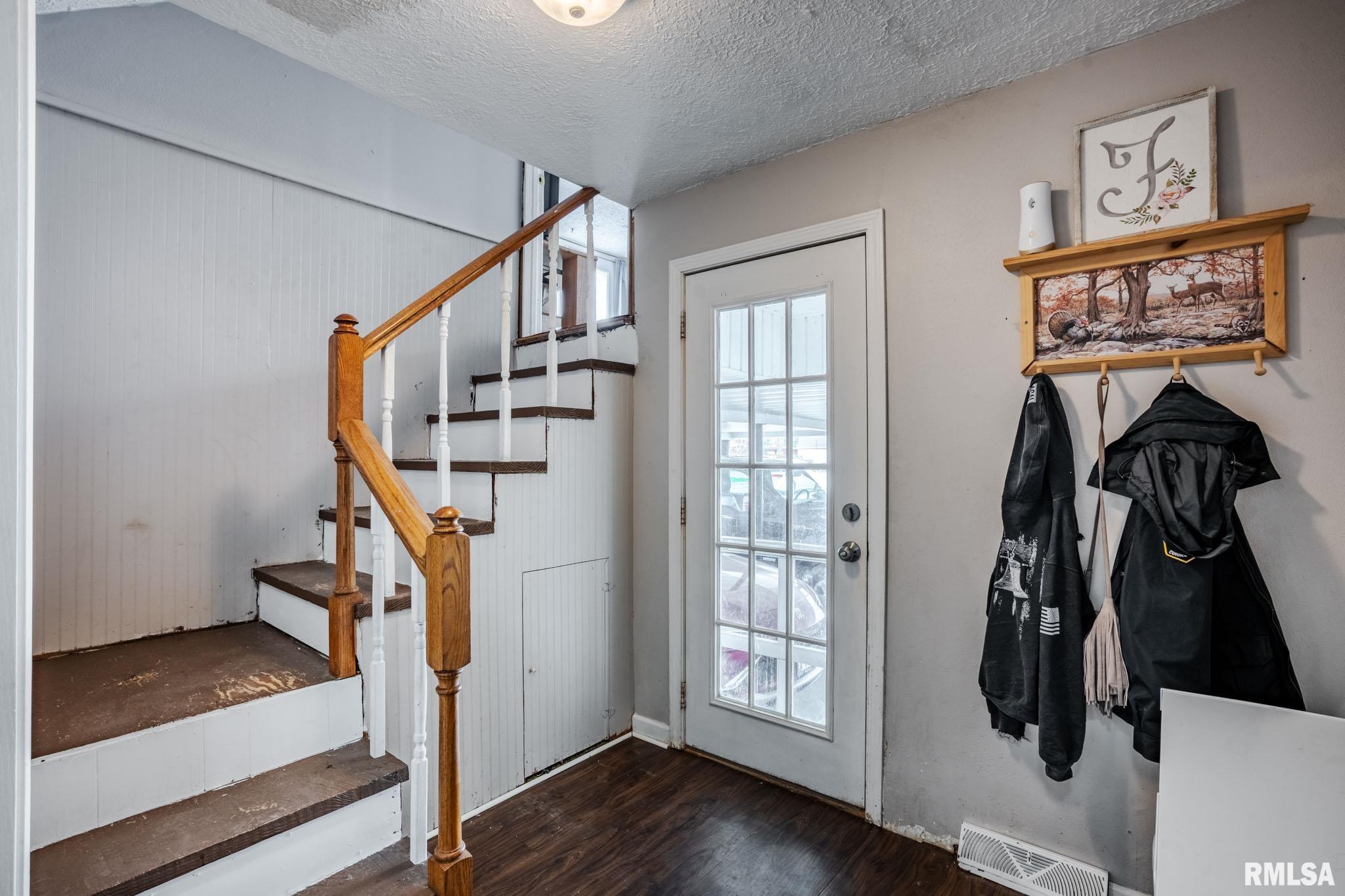 500 Kramer Street Carterville, IL 62918 - Photo 15 of 28