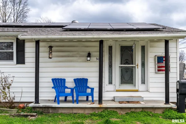 $199,900 | 500 Kramer Street, Carterville, IL 62918