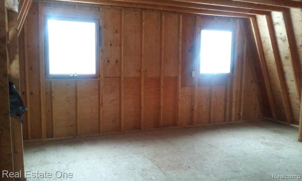 1300 West Rose Center Road Holly, MI 48442 - Photo 42 of 45 Work Shop (pic 5)