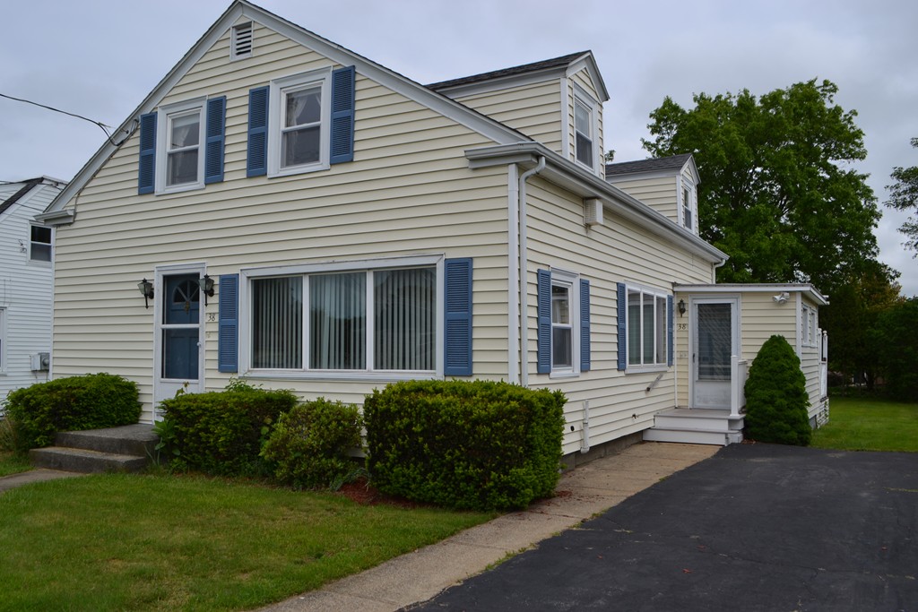 38 River Road Somerset, MA 02725 - Photo 1 of 24 Gallery Image 1