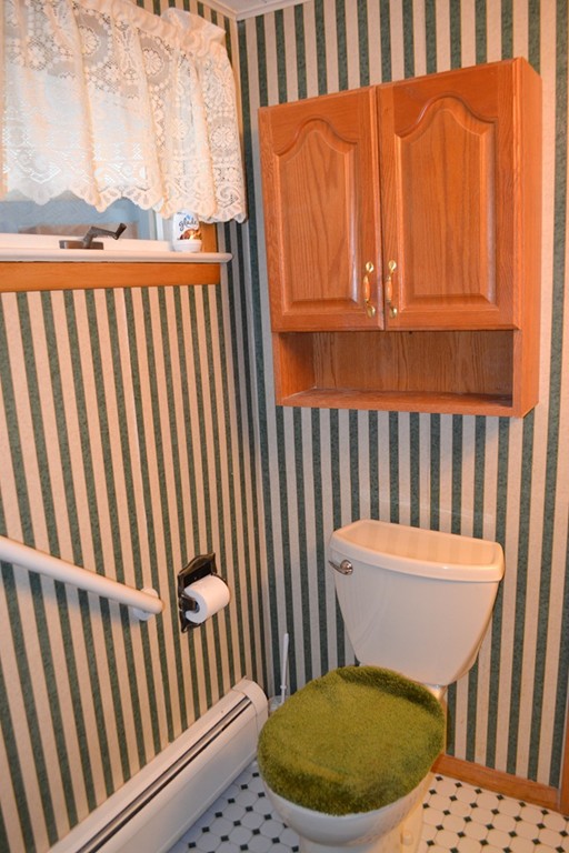 38 River Road Somerset, MA 02725 - Photo 4 of 24 Gallery Image 4