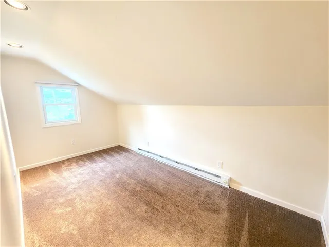 $2,400 | 9 Wisteria Lane, Irondequoit, NY 14617