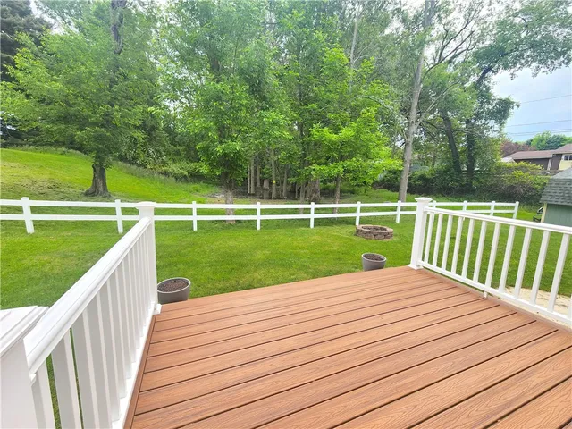 $2,400 | 9 Wisteria Lane, Irondequoit, NY 14617