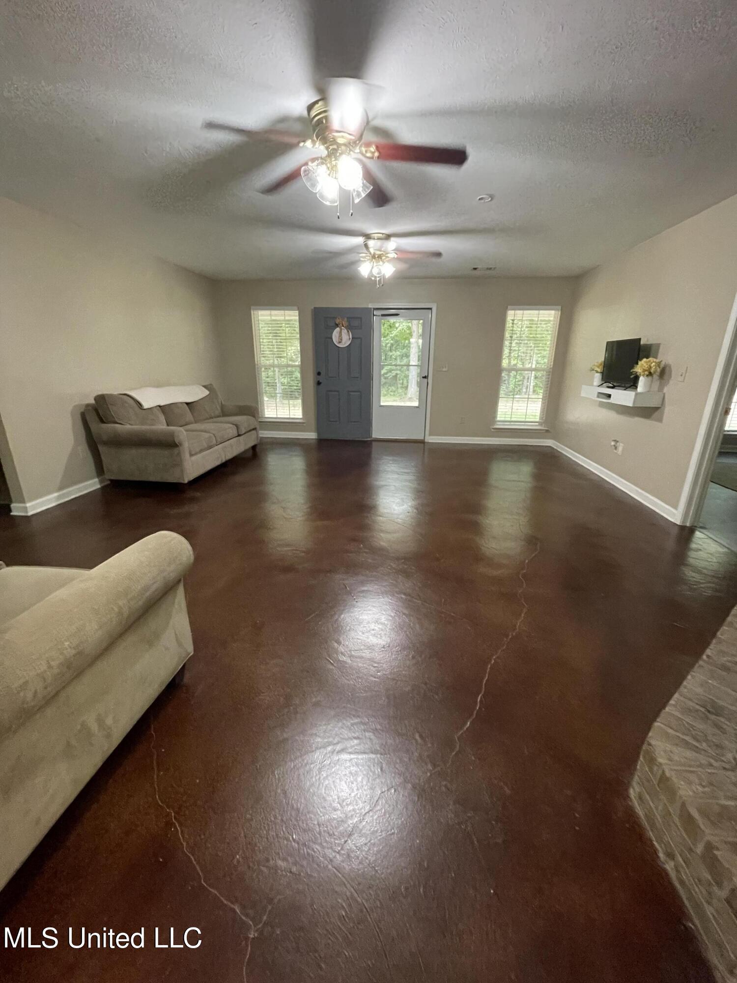 197 Andrews Road Florence, MS 39073 - Photo 11 of 26 IMG_0004