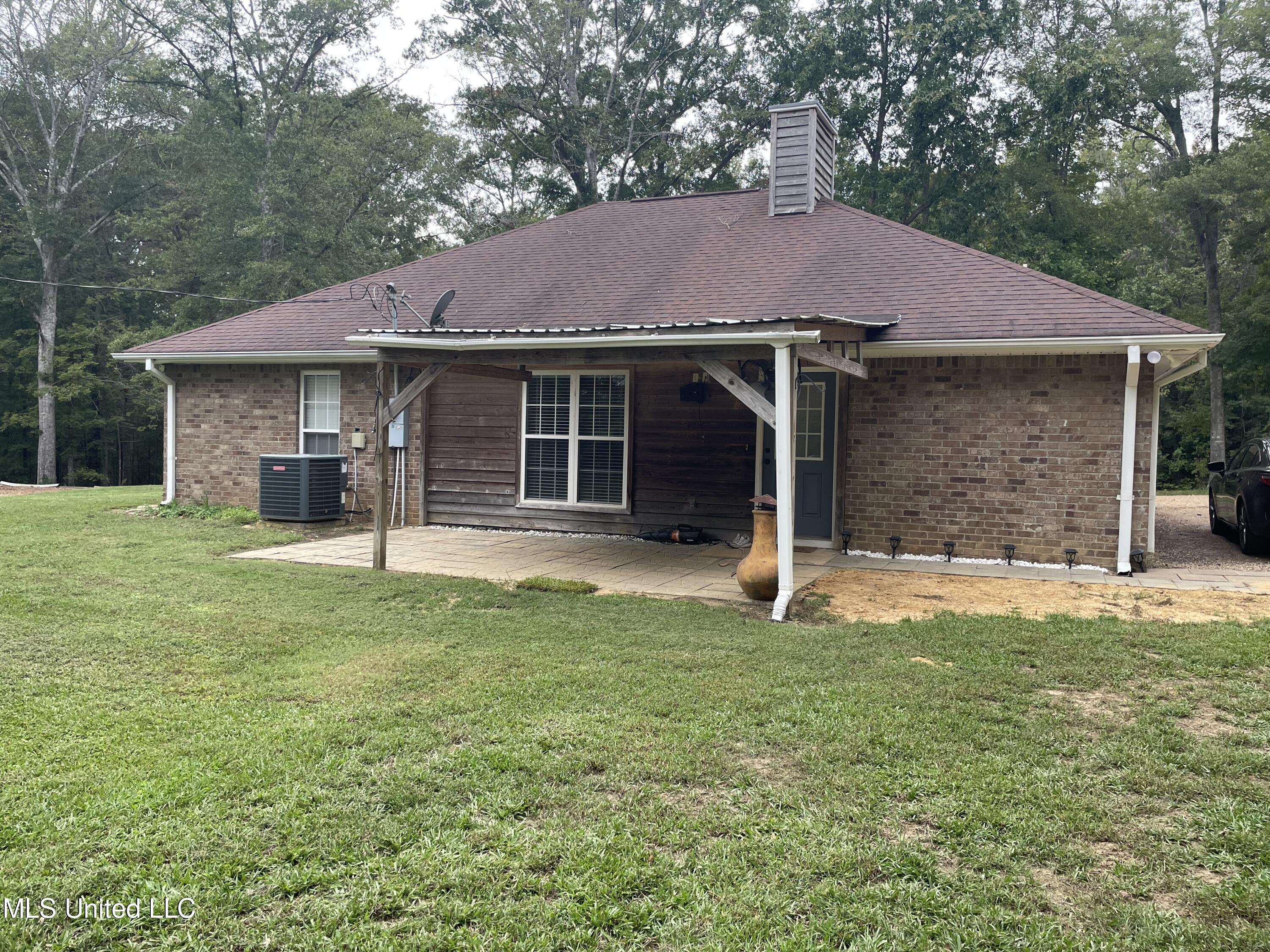 197 Andrews Road Florence, MS 39073 - Photo 4 of 26 IMG_9980