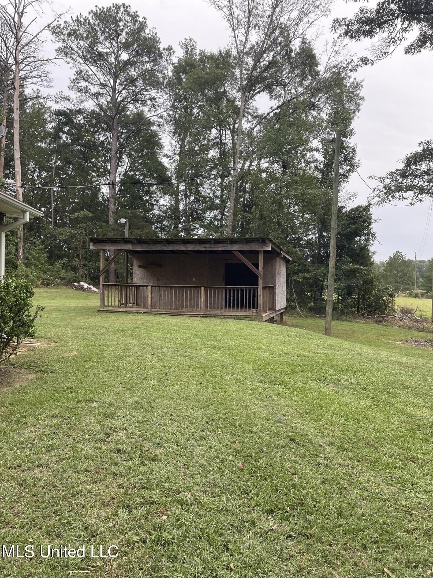 197 Andrews Road Florence, MS 39073 - Photo 6 of 26 IMG_9979