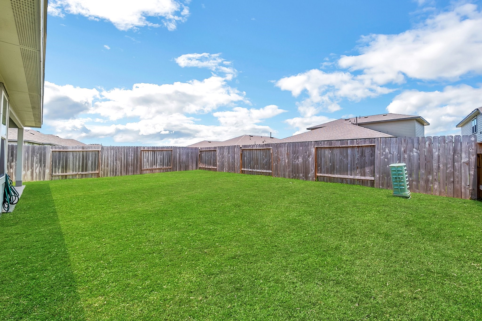 10647 Cascade Crk Drive Rosharon, TX 77583 - Photo 20 of 27 a view of a big yard with a large tree in front of it