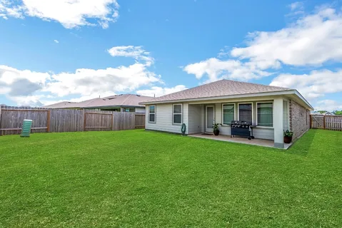 $305,000 | 10647 Cascade Crk Drive, Rosharon, TX 77583