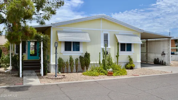 $99,999 | 19802 North 32nd Street, Unit 19, Phoenix, AZ 85050