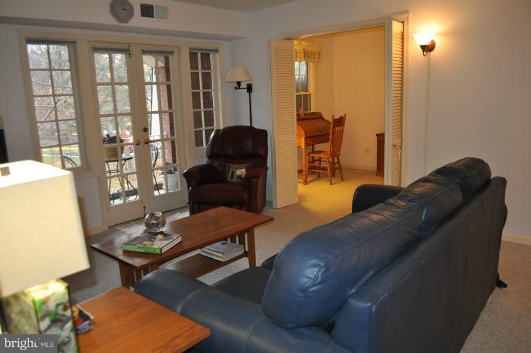 5906 Bayshire Road, Unit G Springfield, VA 22152 - Photo 3 of 26 Interior (General)