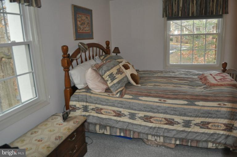 5906 Bayshire Road, Unit G Springfield, VA 22152 - Photo 9 of 26 Bedroom (Master)