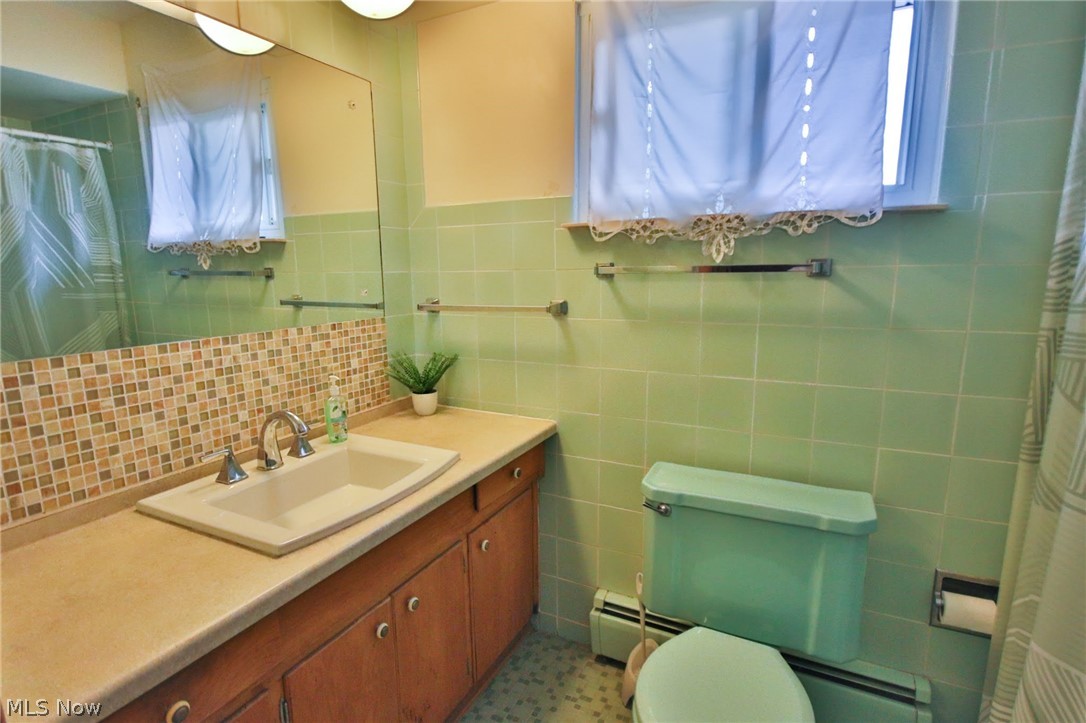 464 Garnette Road Akron, OH 44313 - Photo 7 of 24 Gallery Image 7