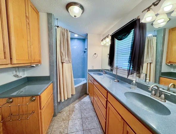 $398,999 | 2 Hoke Road, Richards, TX 77873