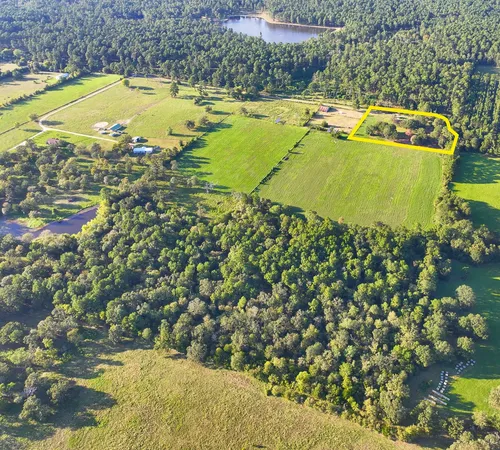 $398,999 | 2 Hoke Road, Richards, TX 77873