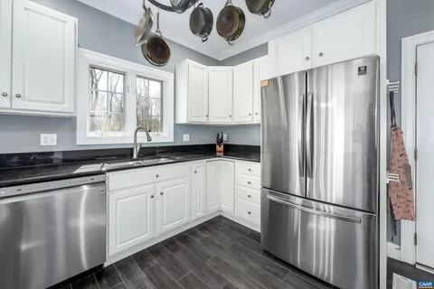$445,000 | 49 Kiowa Lane, Palmyra, VA 22963