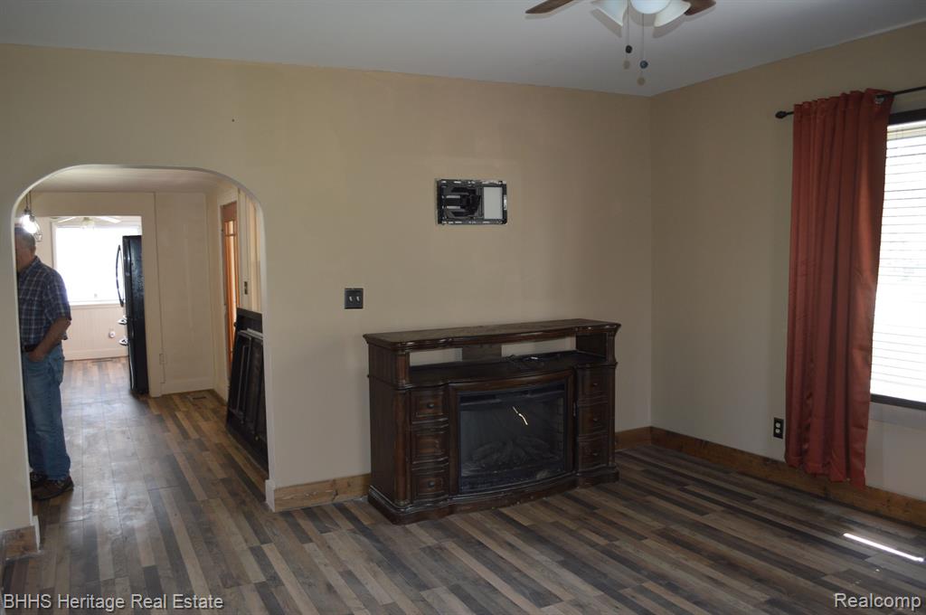 12432 Hill Road Swartz Creek, MI 48473 - Photo 16 of 32 Gallery Image 16