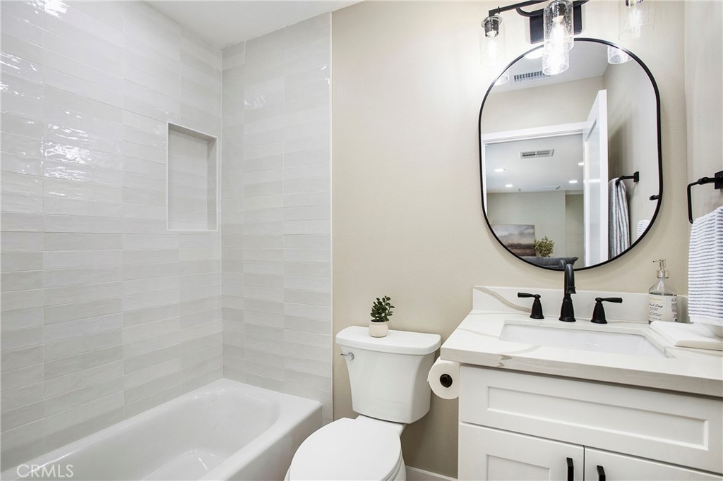 708 East Elm Street Brea, CA 92821 - Photo 4 of 13