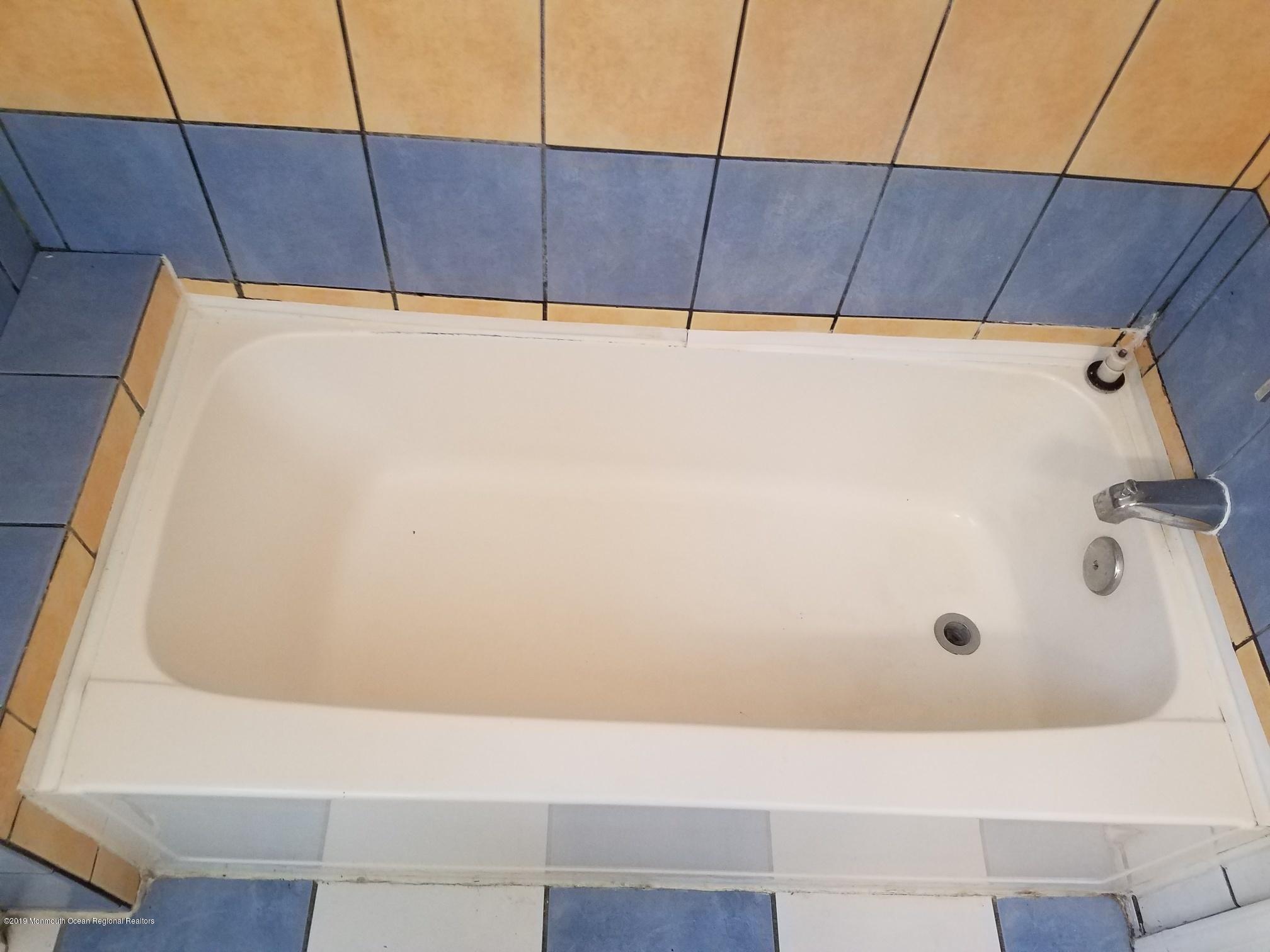 1558 Forge Pond Road Brick, NJ 08724 - Photo 11 of 20 Bathroom 3