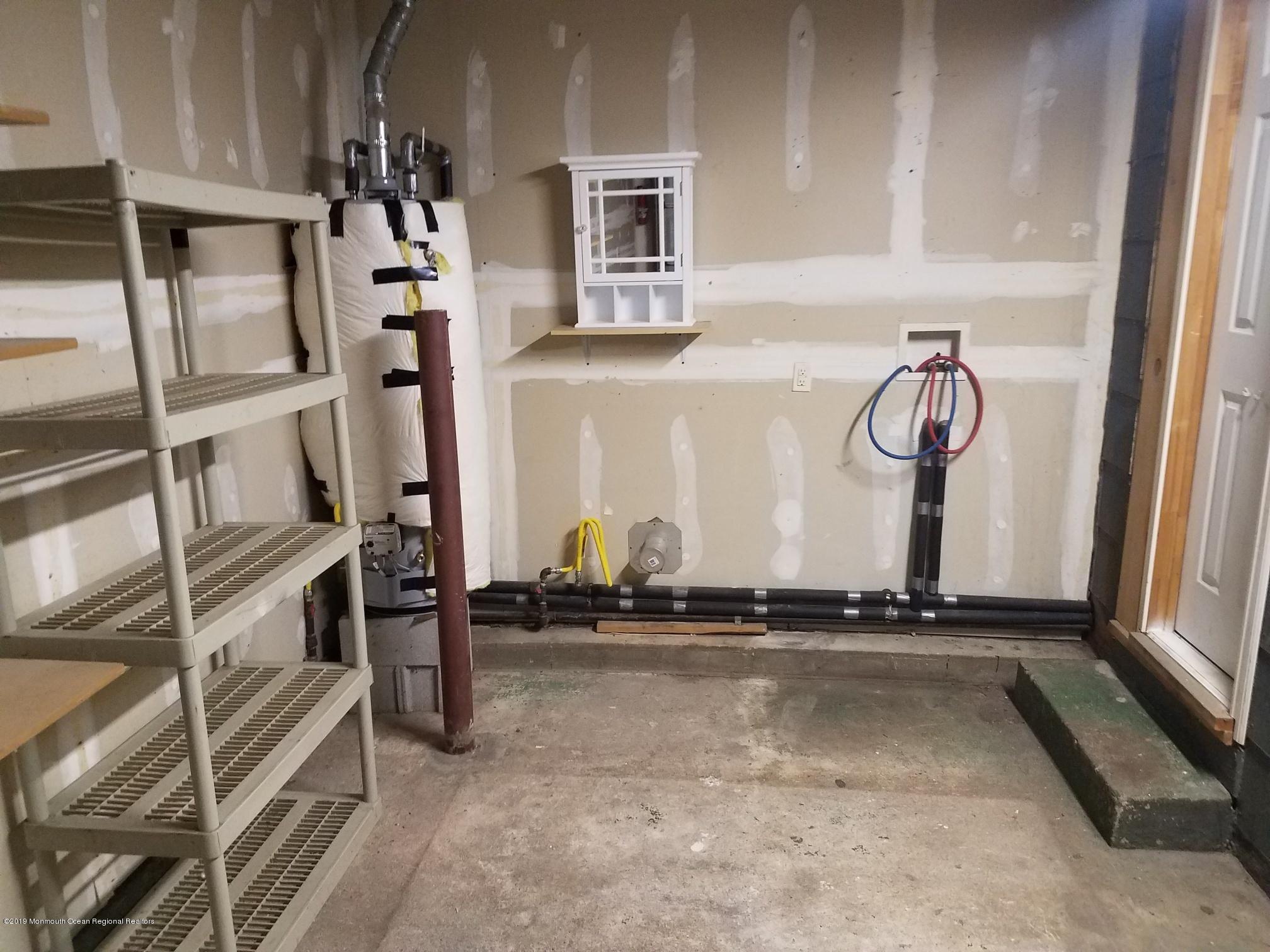1558 Forge Pond Road Brick, NJ 08724 - Photo 16 of 20 1 car garage