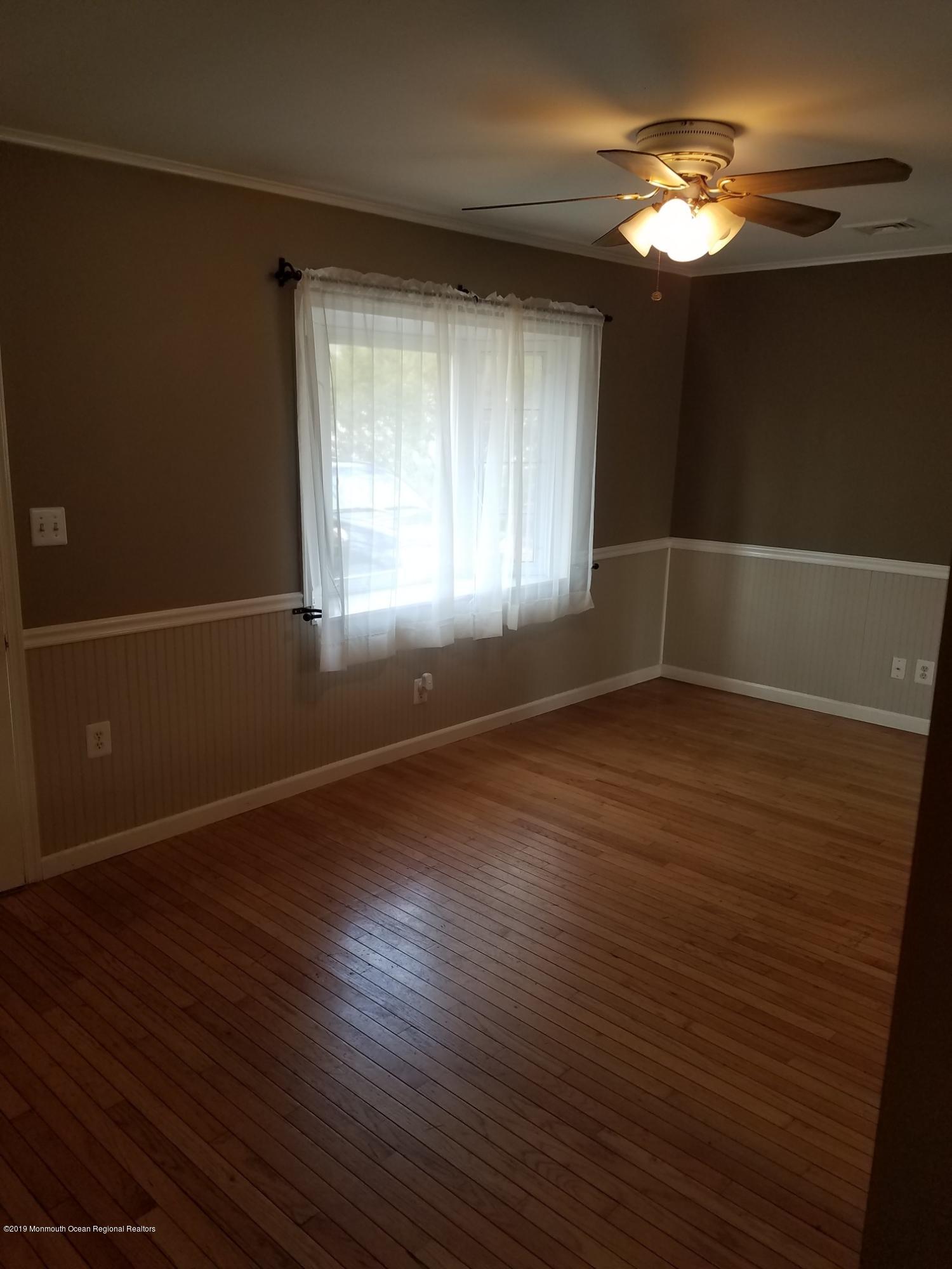 1558 Forge Pond Road Brick, NJ 08724 - Photo 3 of 20 Living Room Bay Window