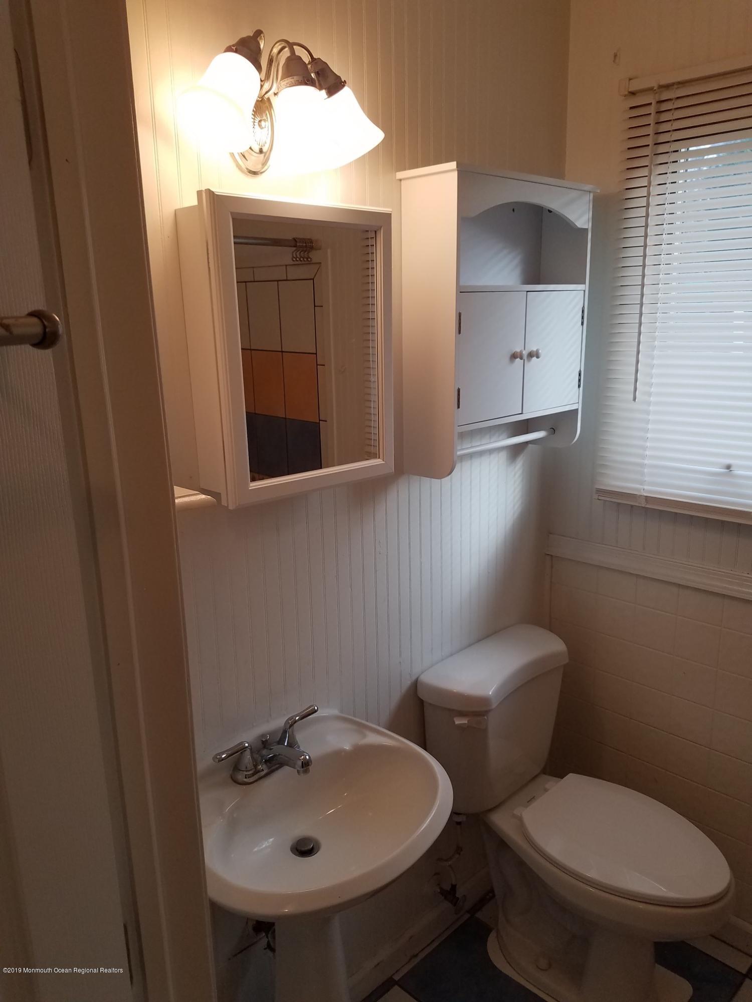 1558 Forge Pond Road Brick, NJ 08724 - Photo 9 of 20 Bathroom