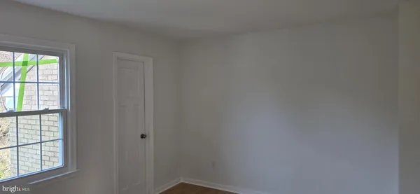 $2,350 | 165 B Leeds Court West, Warrenton, VA 20186