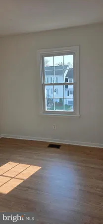 $2,350 | 165 B Leeds Court West, Warrenton, VA 20186