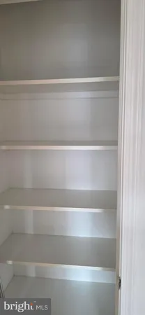 $2,350 | 165 B Leeds Court West, Warrenton, VA 20186