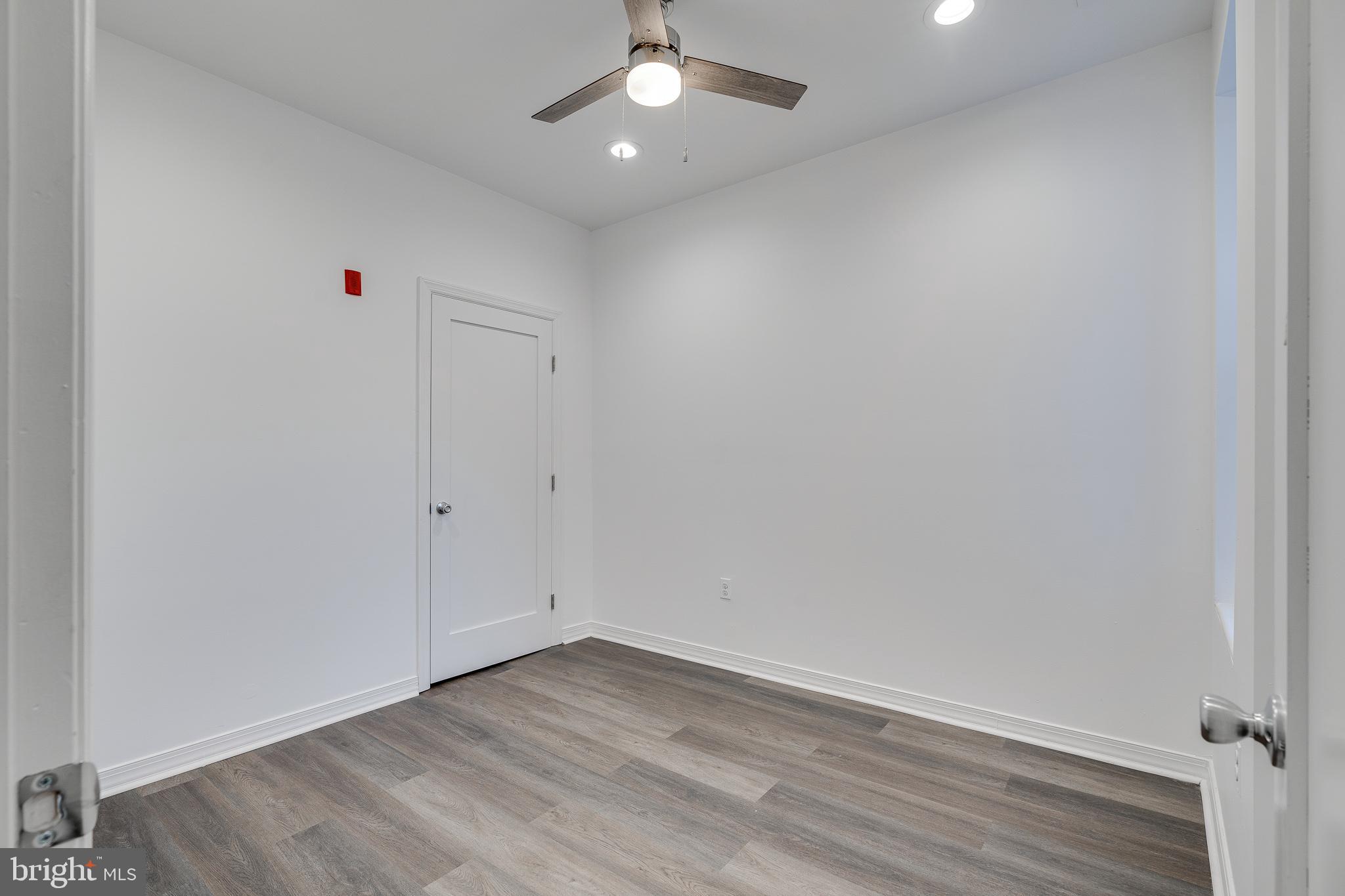 4216 Westminster Avenue Philadelphia, PA 19104 - Photo 21 of 27 Unit 3 Bedroom
