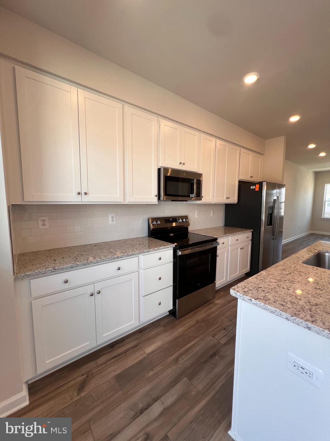 349 Short Br Drive Ranson, WV 25438 - Photo 9 of 28 Kitchen